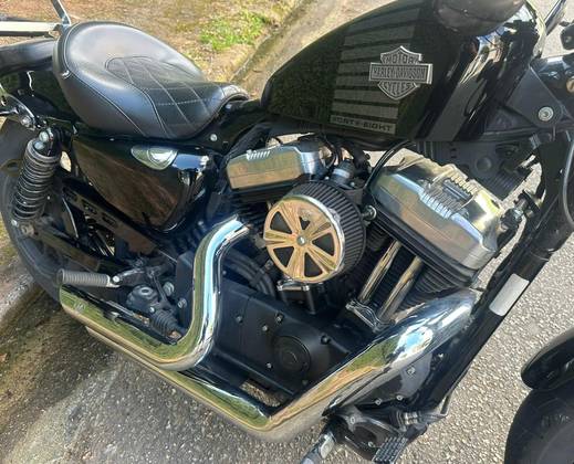 HARLEY-DAVIDSON SPORTSTER FORTY-EIGHT 